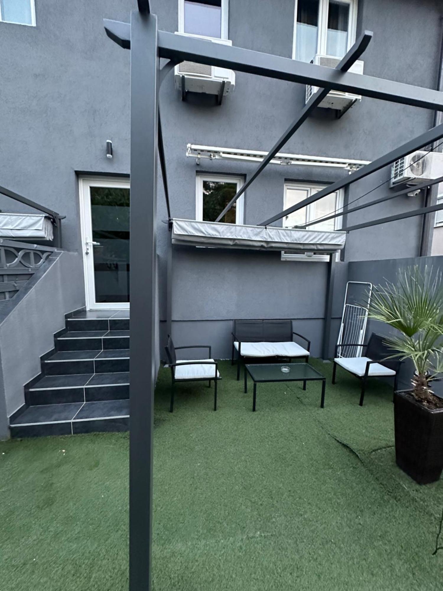 Apartmani Vernissage 比奥格勒·纳·莫鲁 外观 照片